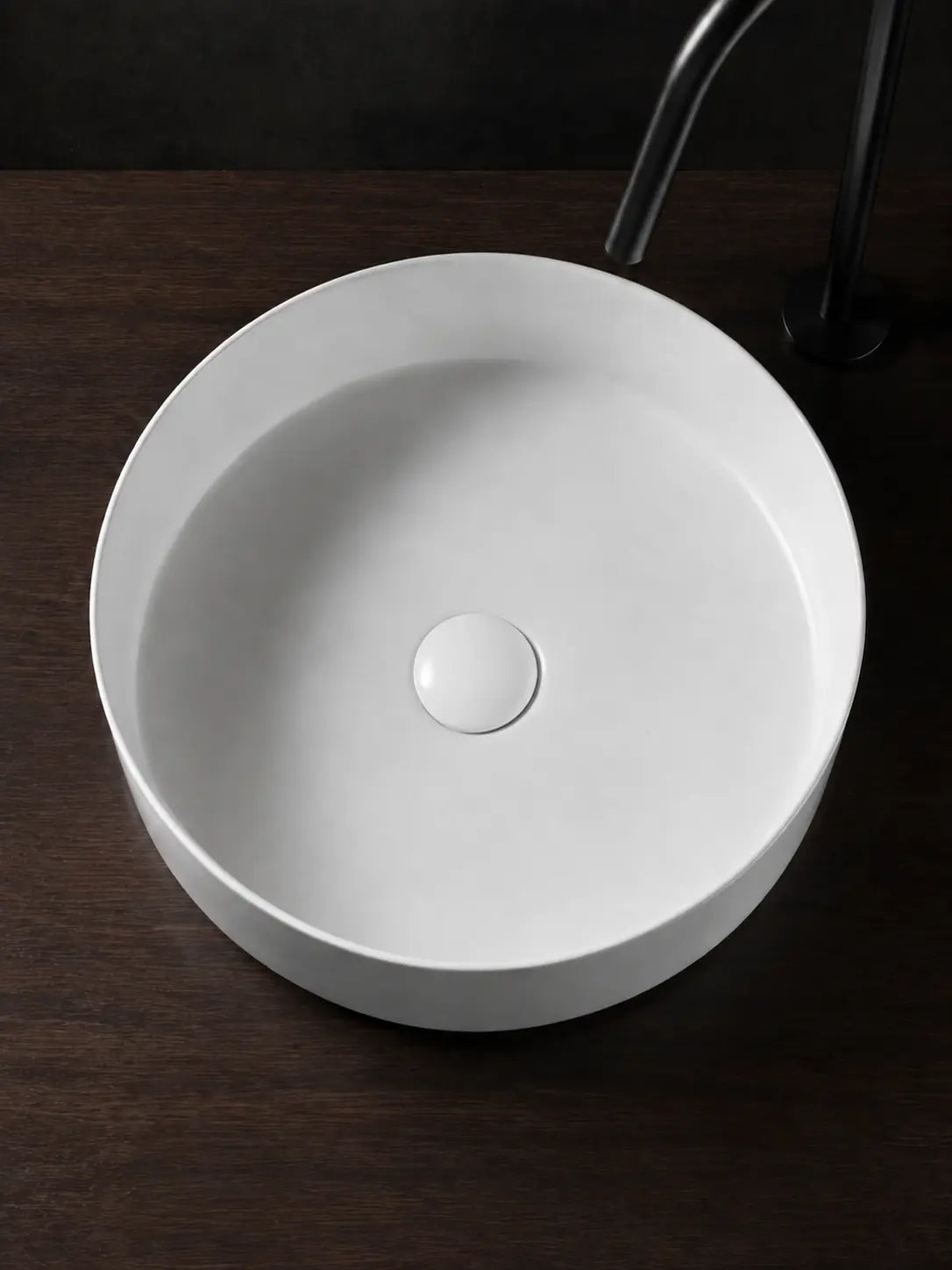 BBbidet 2593 matte white round countertop basin top view