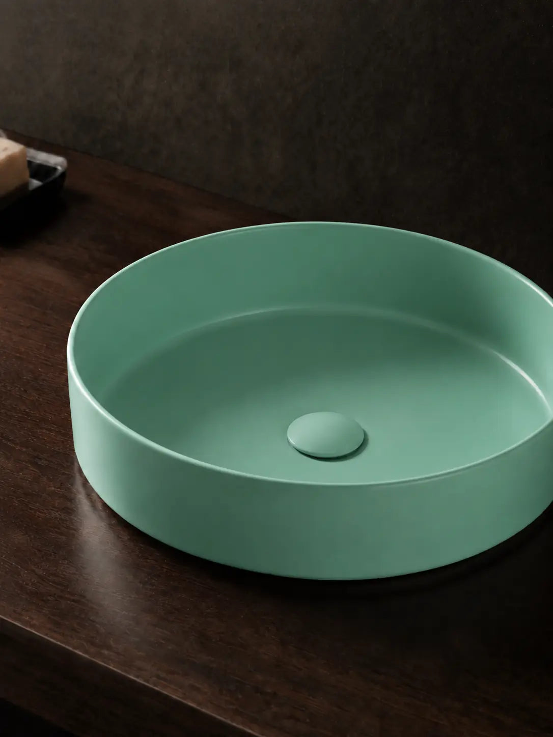 BBbidet 2593 matte mint green ceramic glaze and rim detail