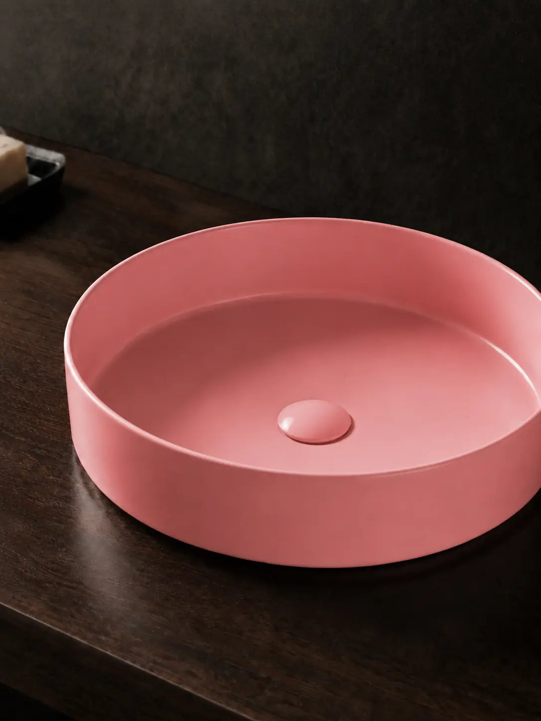 BBbidet 2593 matte pink ceramic glaze and rim detail