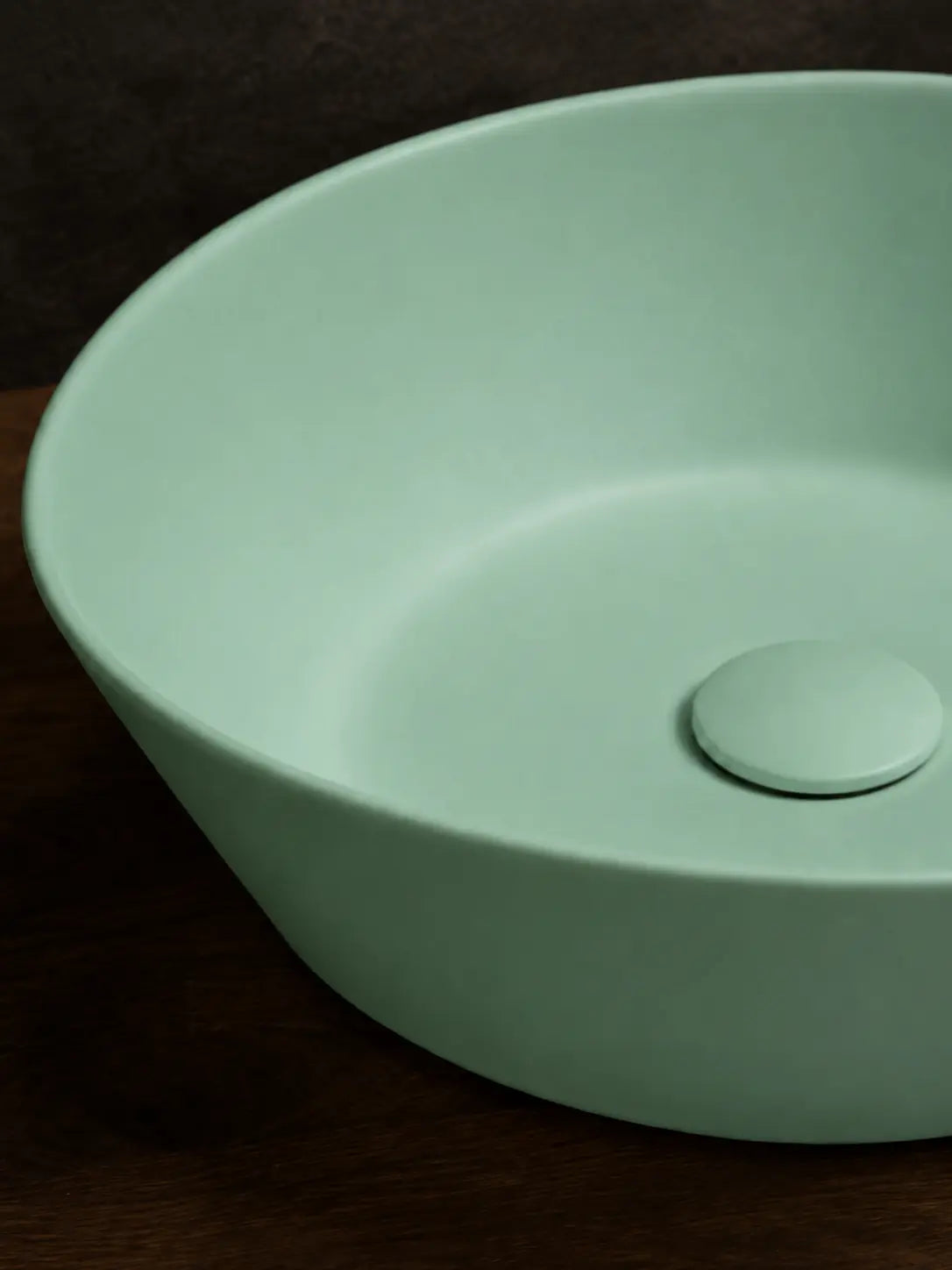 BBbidet 2603 matte green round ceramic countertop basin, ceramic surface detail