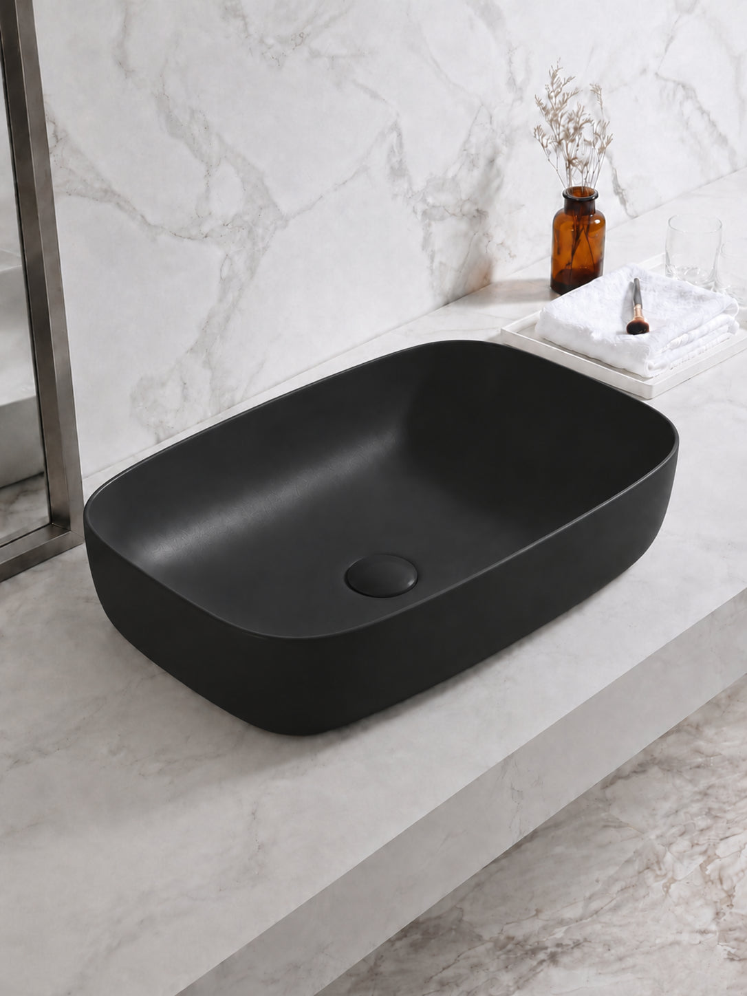 BBbidet 2662 matte black rounded rectangle countertop basin alternate angle