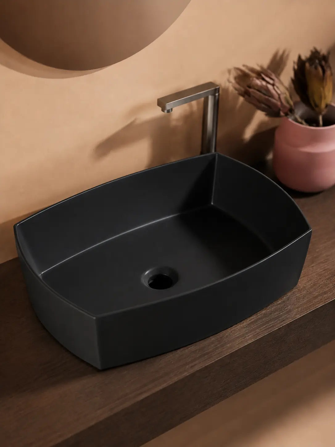 BBbidet 2690 Matte Black 550mm countertop basin – open drain detail