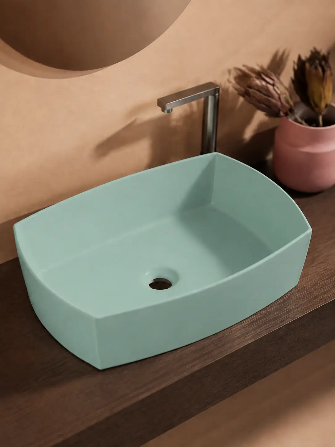 BBbidet 2690 Matte Green 550mm countertop basin – open drain detail