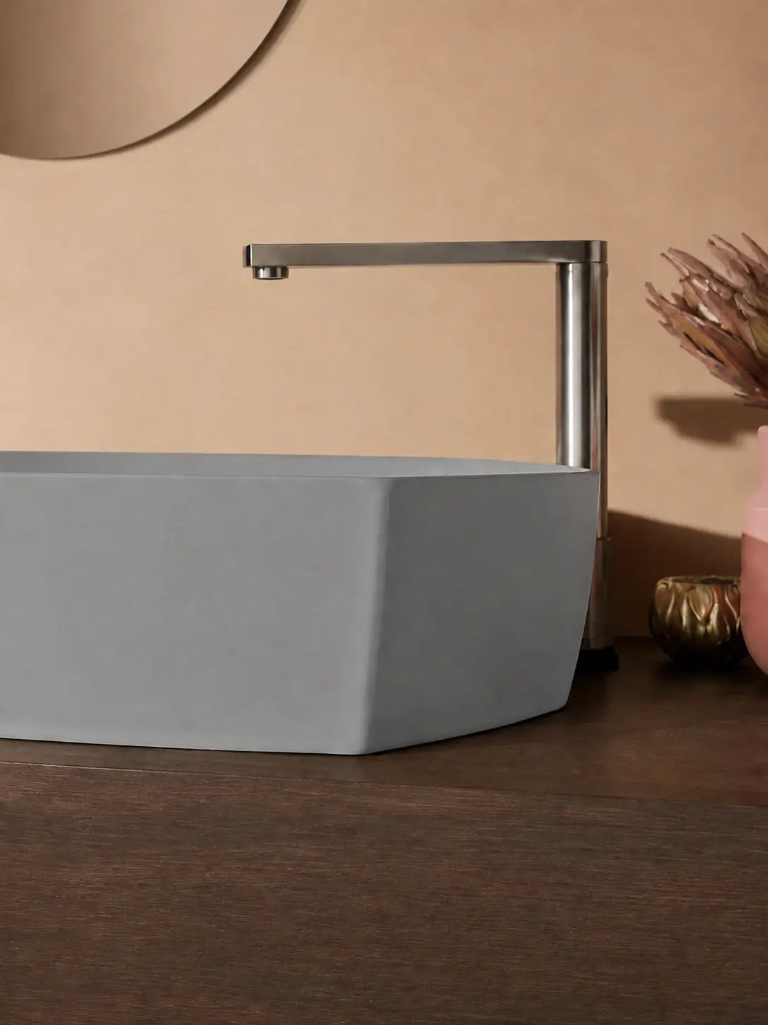 BBbidet 2690 Matte Gray 550mm countertop basin – seamless base detail