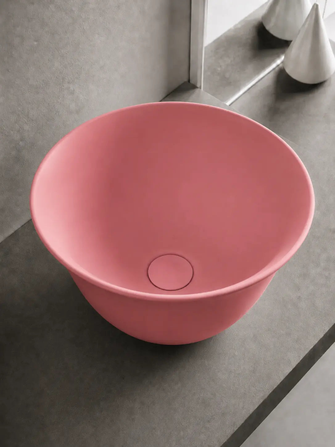 BBBIDET 2696MP matte pink round countertop basin drain detail