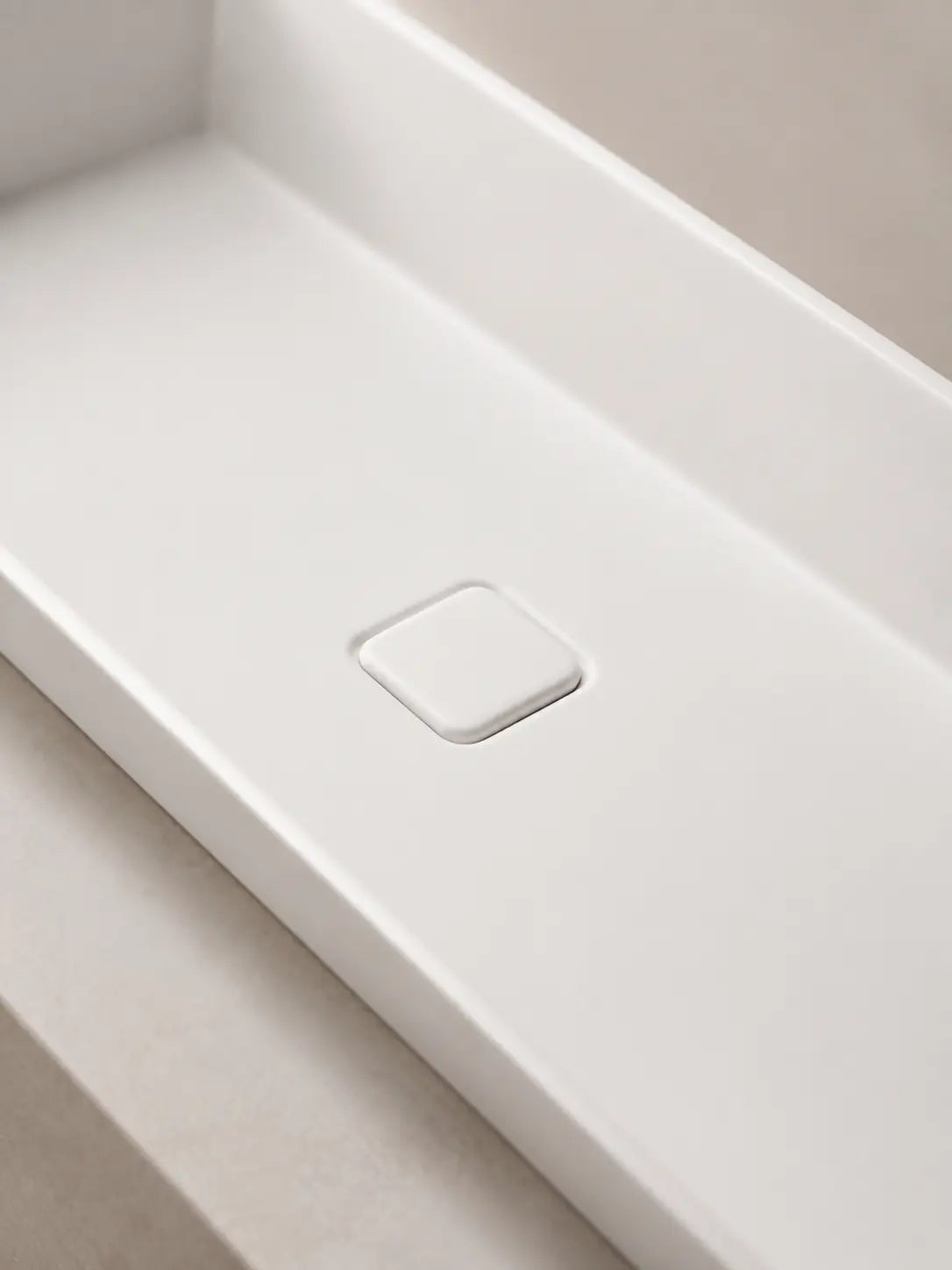 BBbidet 2722-80 ARK Matte White 800mm semi-recessed ceramic basin – solid ceramic drain cover detail