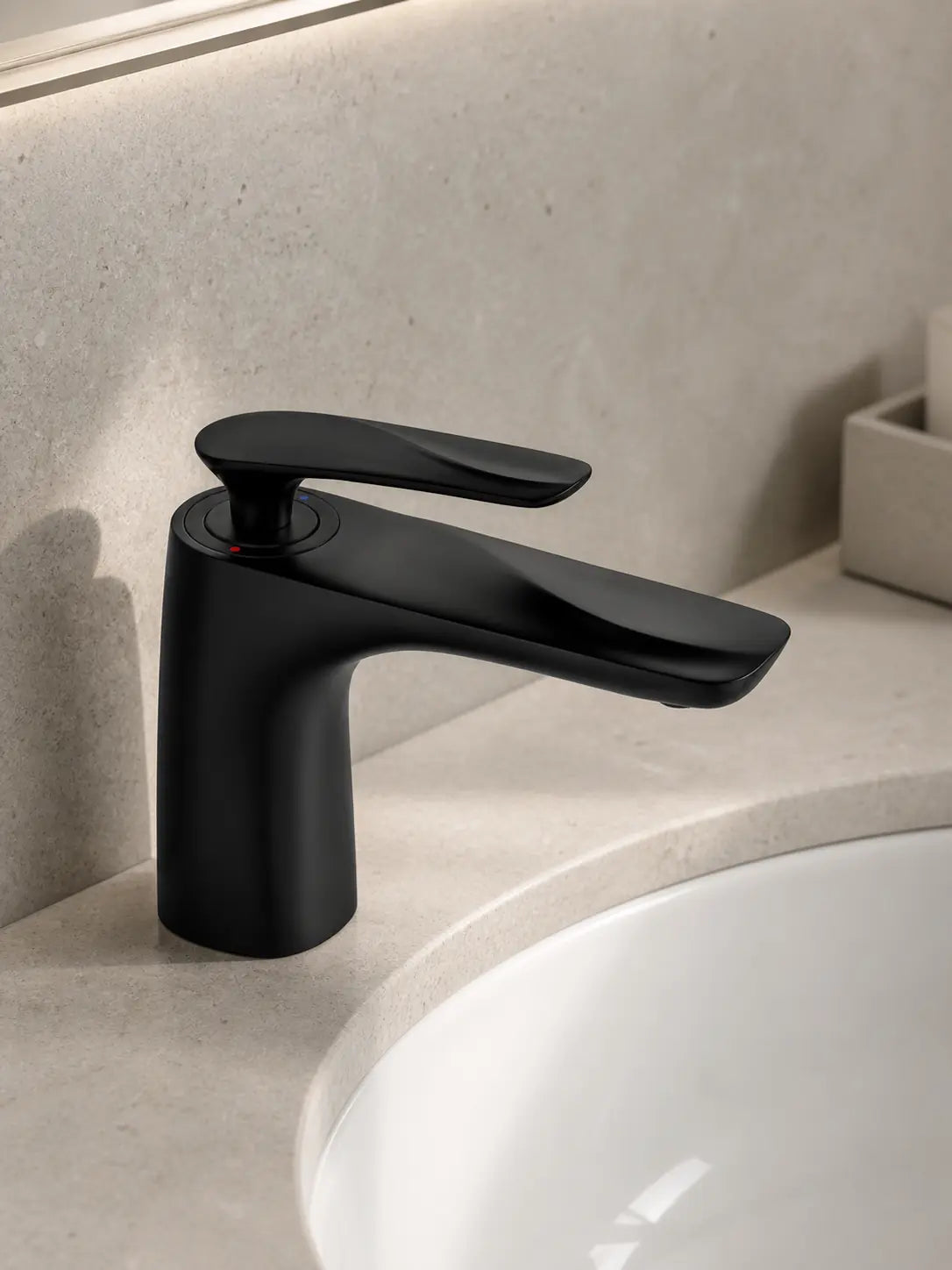 BBBIDET 72 Series low basin faucet in matte black - view 01