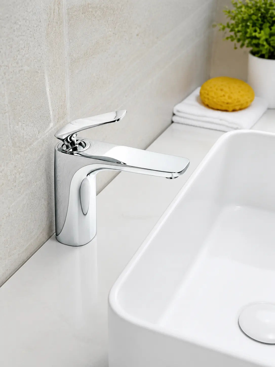BBBIDET 72 Series low basin faucet in polished chrome - view 03