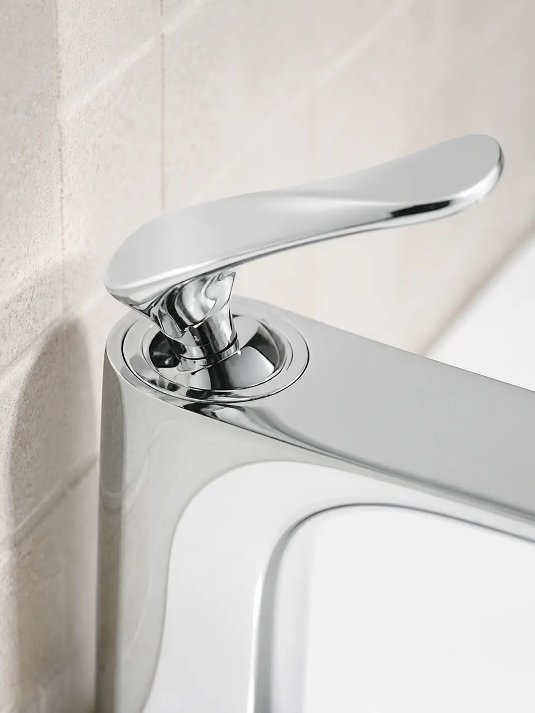 BBBIDET 72 Series low basin faucet in polished chrome - view 05