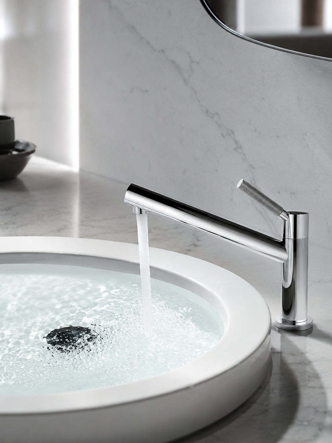 BBbidet 7601G polished chrome tall vessel faucet with running water