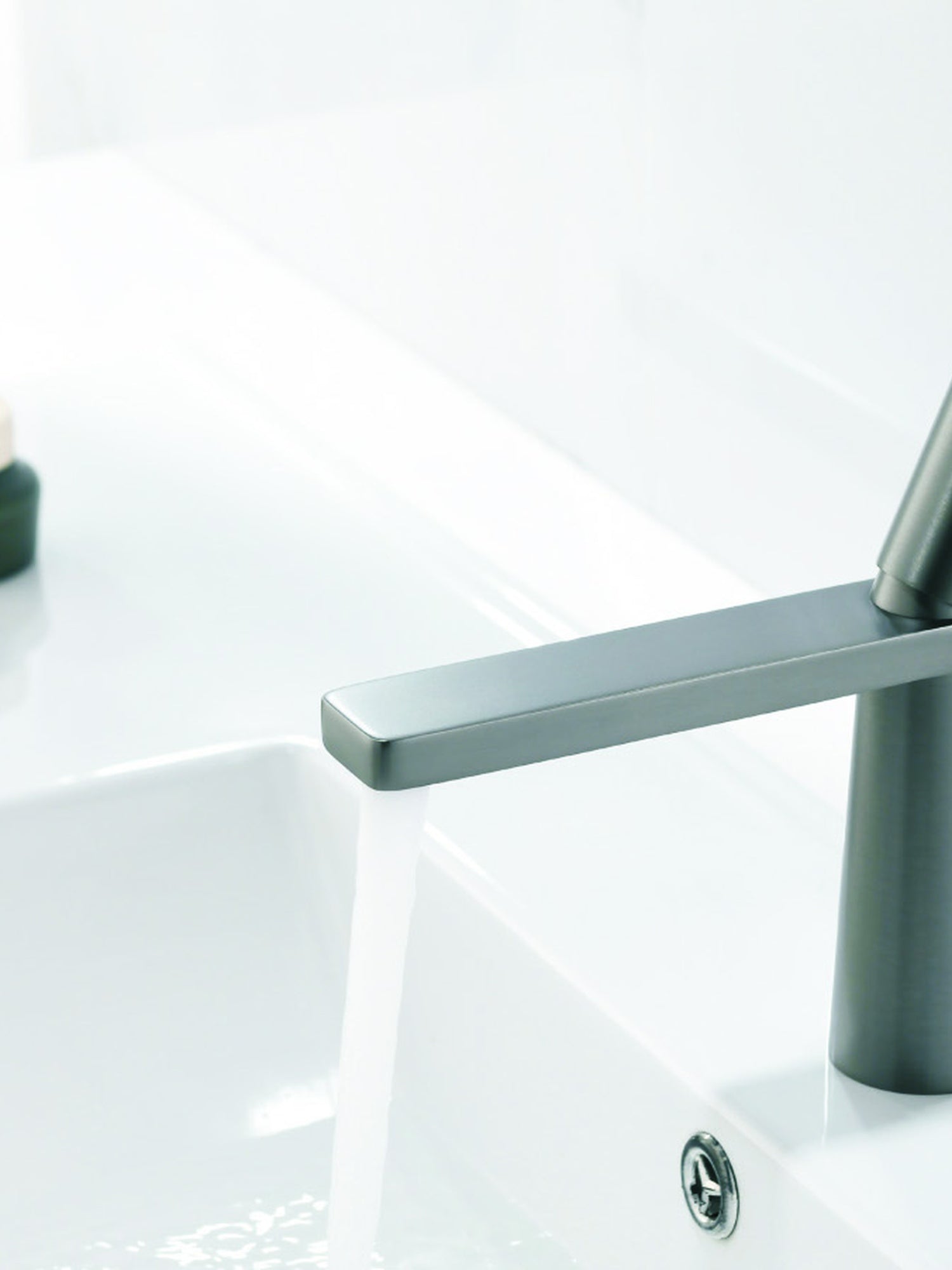 bbbidet 7801 basin mixer installed view