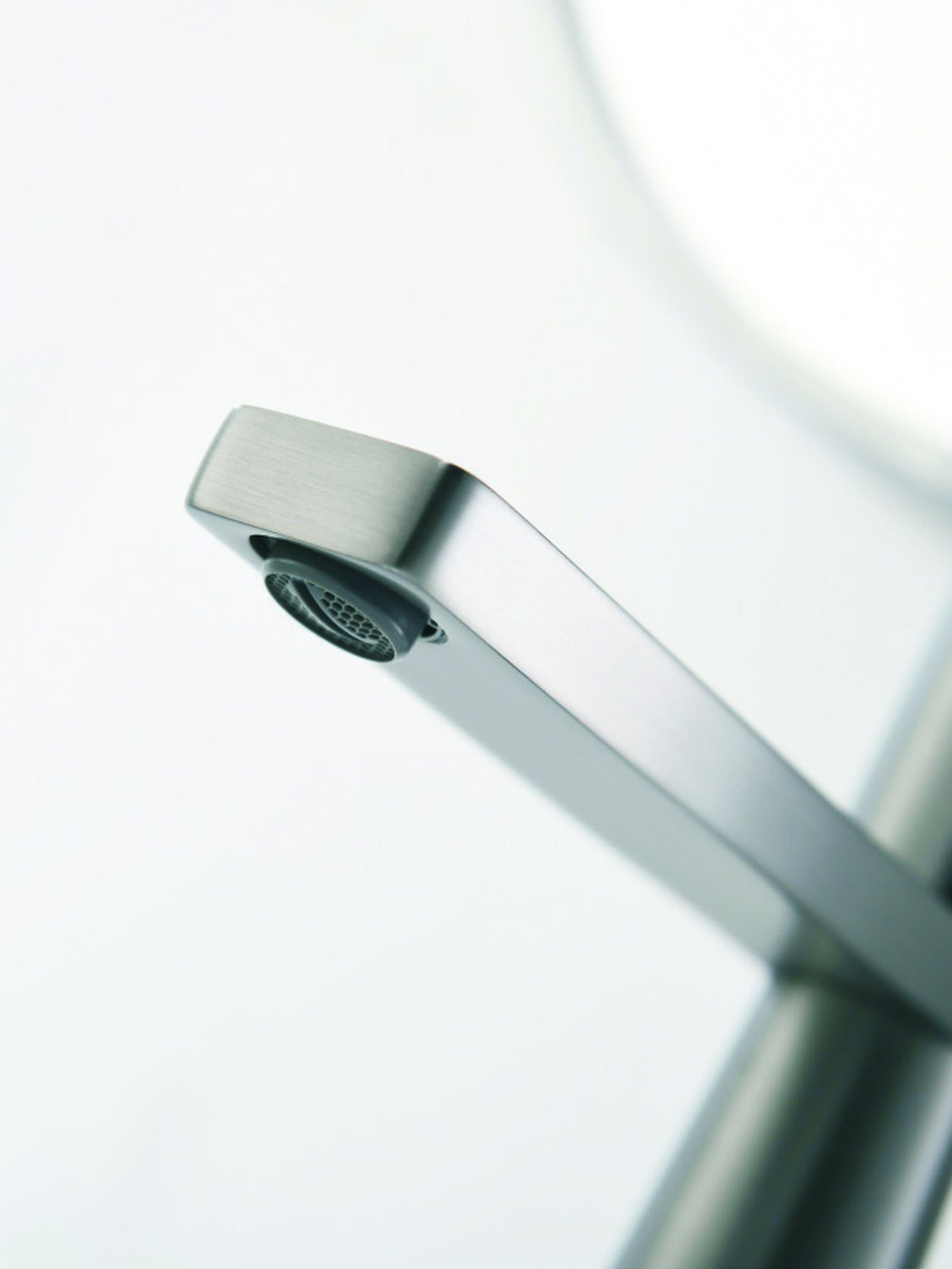 bbbidet 7801 basin mixer spout detail