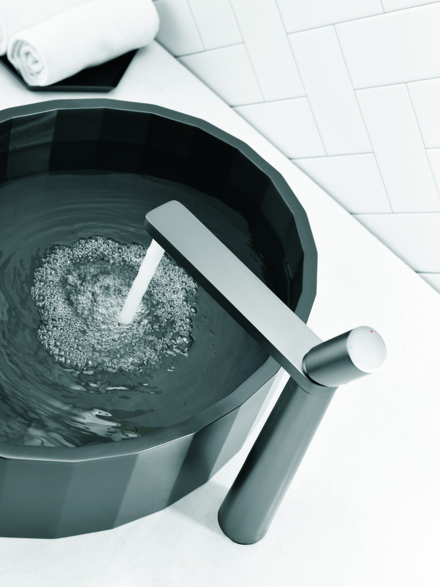 bbbidet 7801G high basin mixer installed view