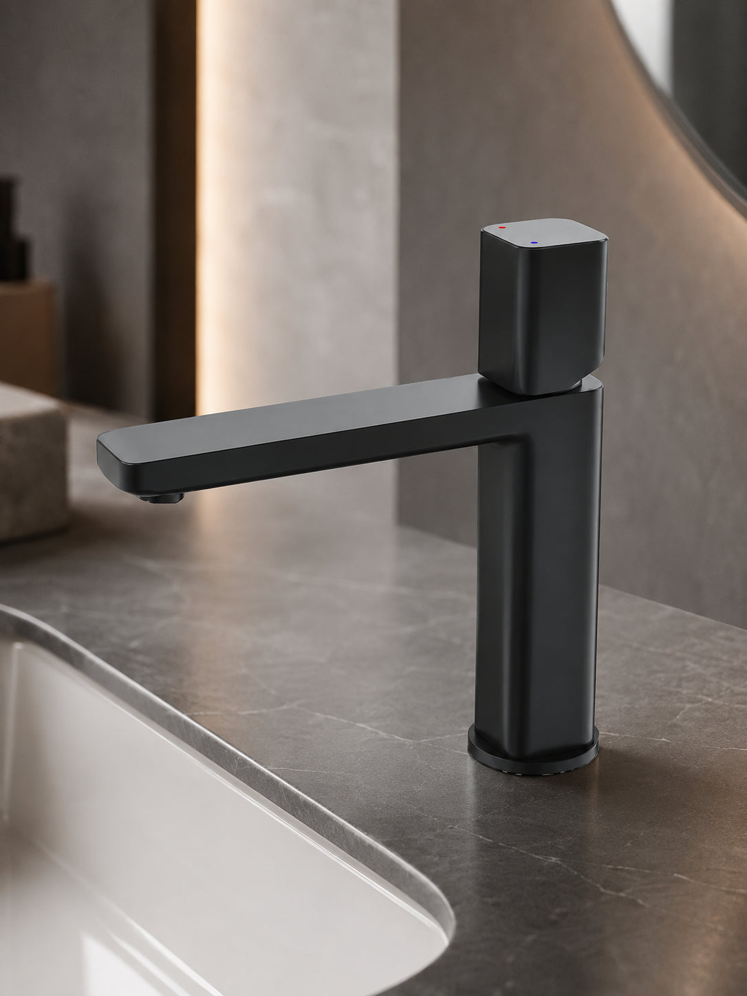 BBbidet 7901 single handle basin faucet in black finish
