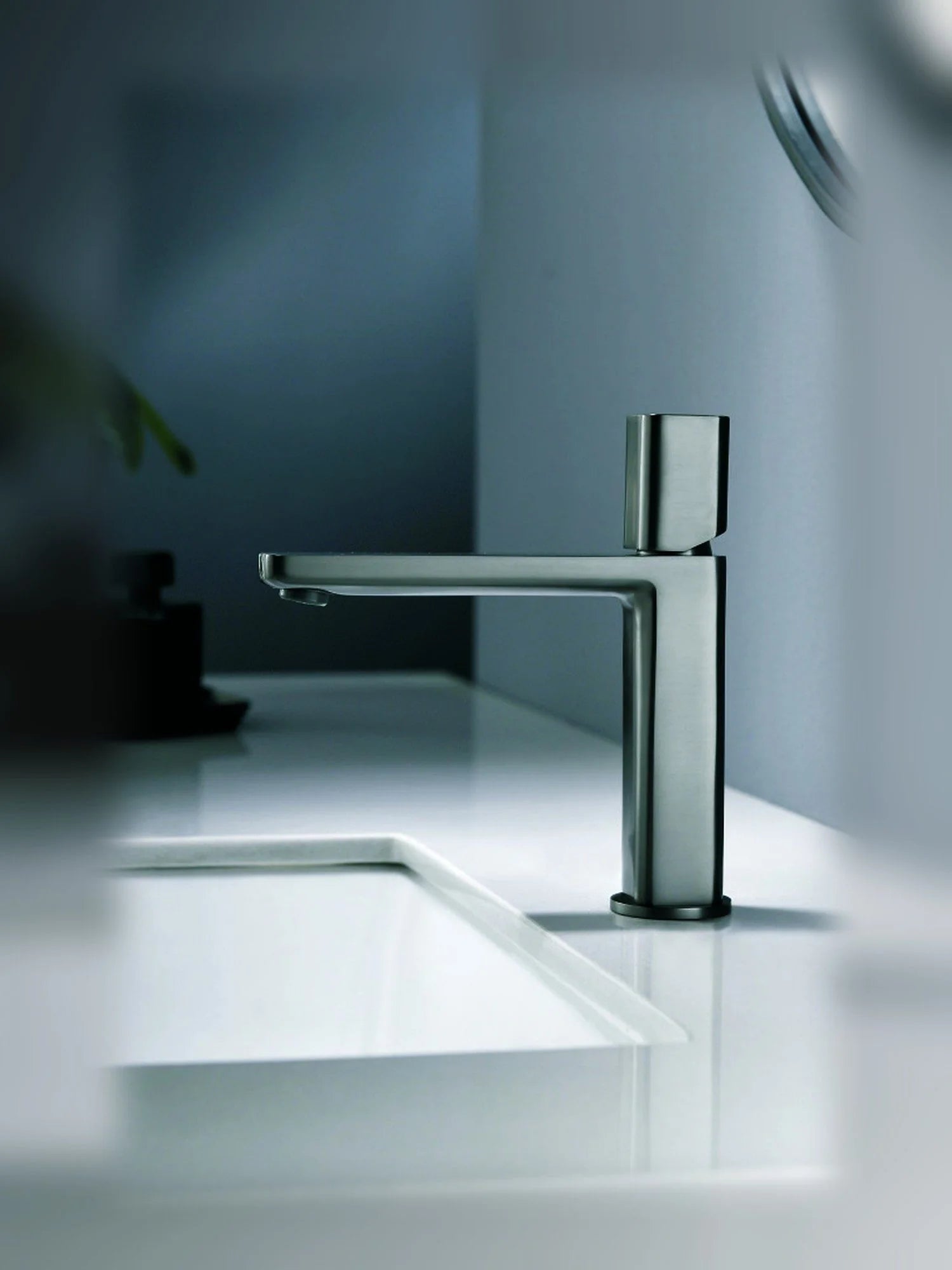 BBbidet 7901 modern single handle bathroom basin mixer installed view