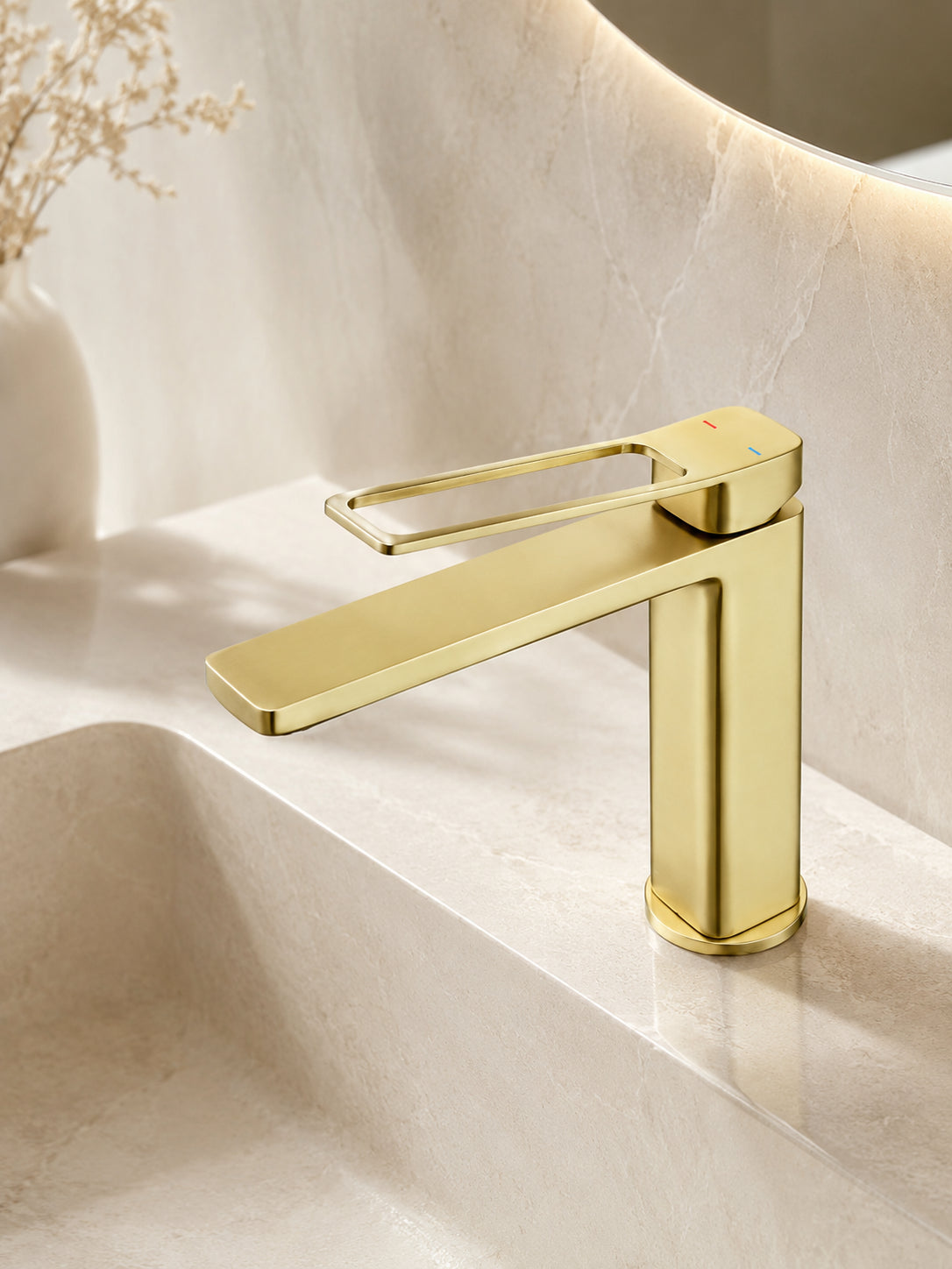 BBbidet 7911 open lever basin faucet in brushed gold finish