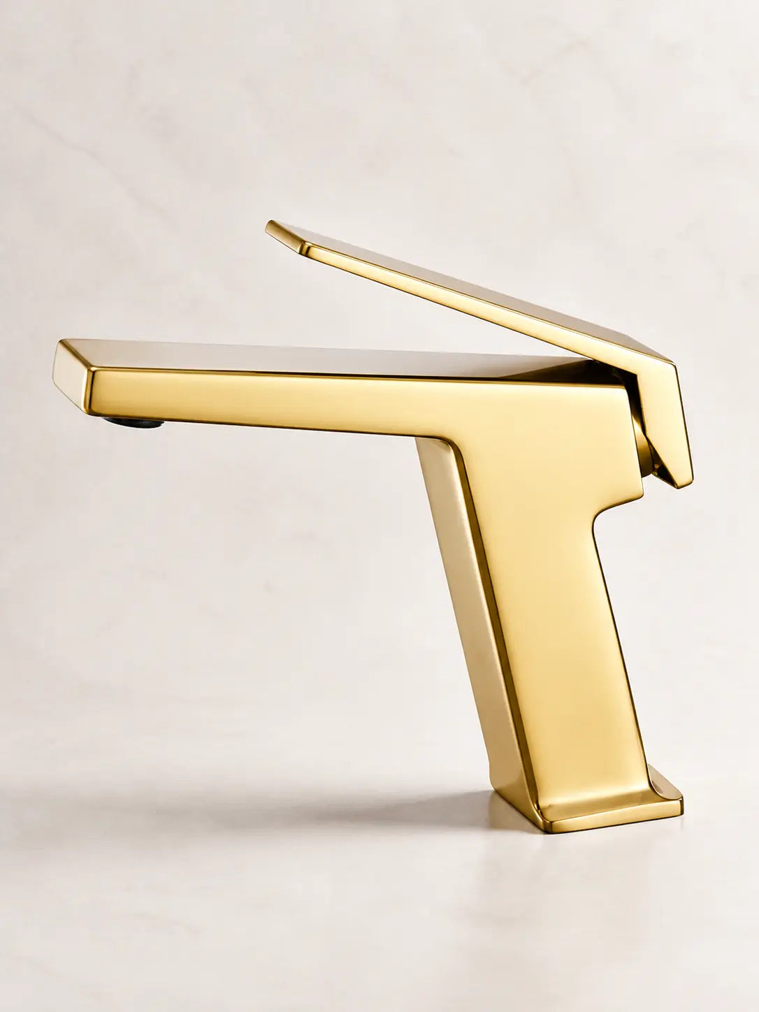 bbbidet 93 Series 9301 basin faucet in gold - studio view