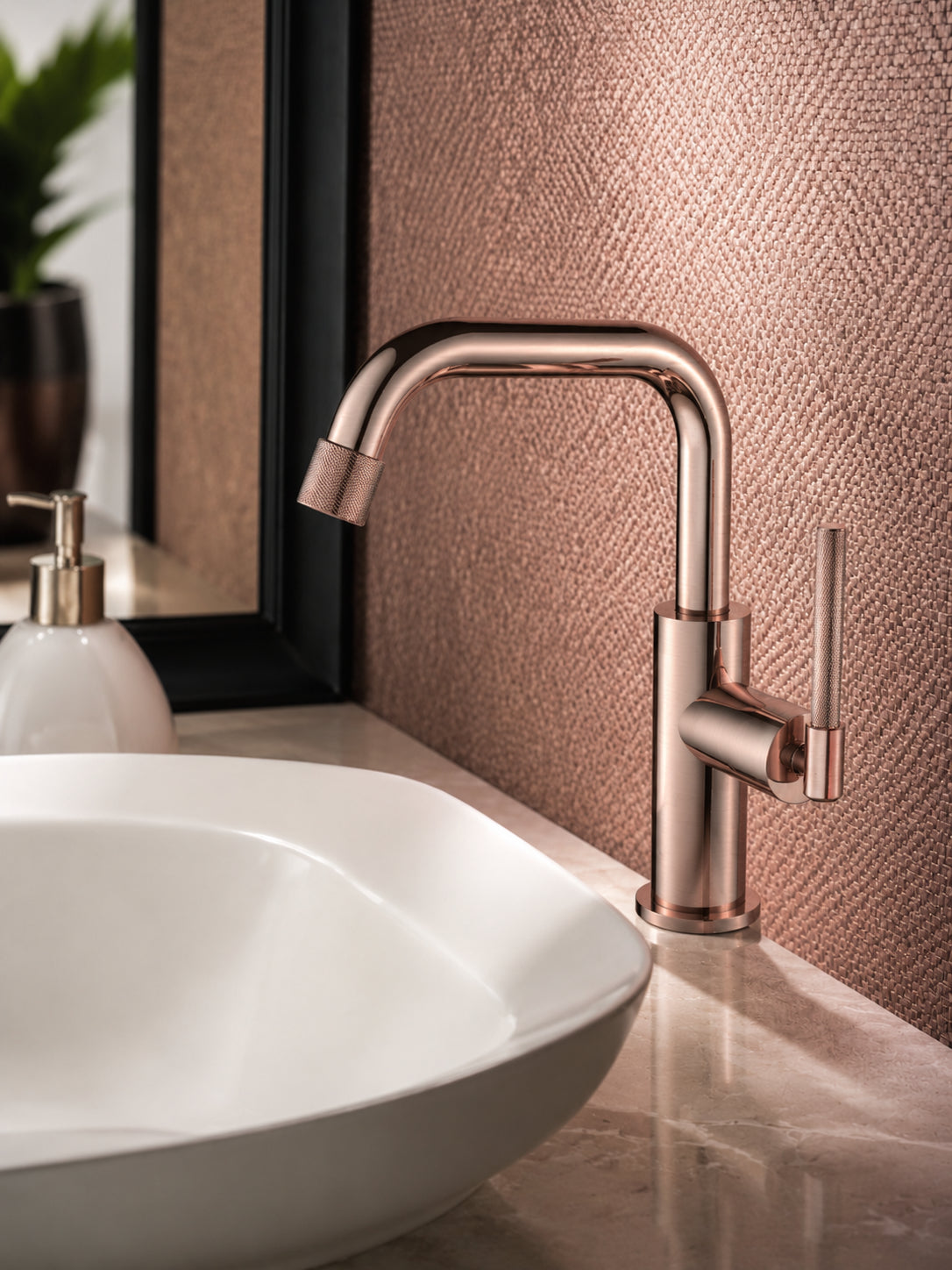 BBbidet 9501 single handle basin faucet in rose gold finish