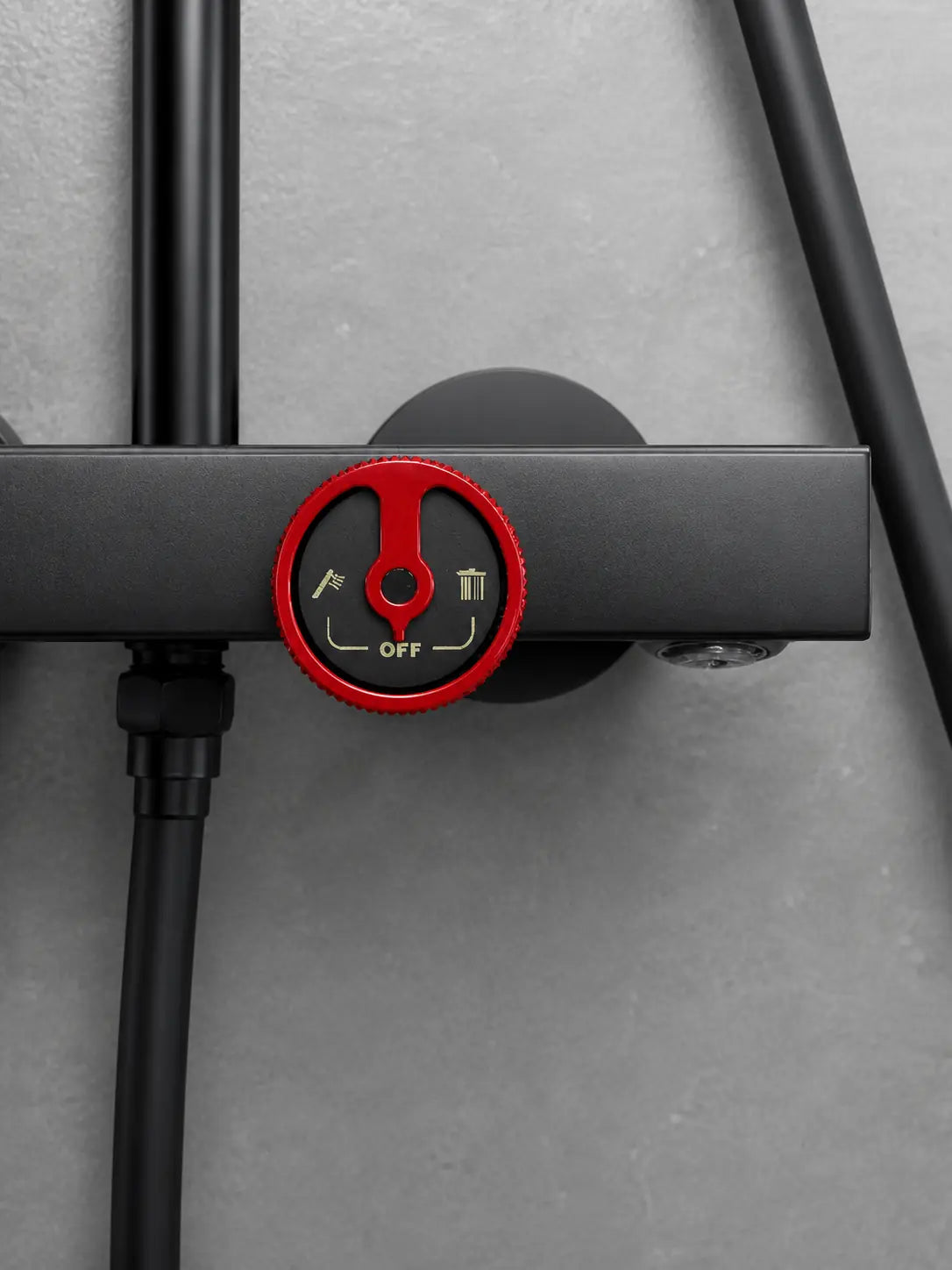 bbbidet T2 round rain shower in black red - control detail