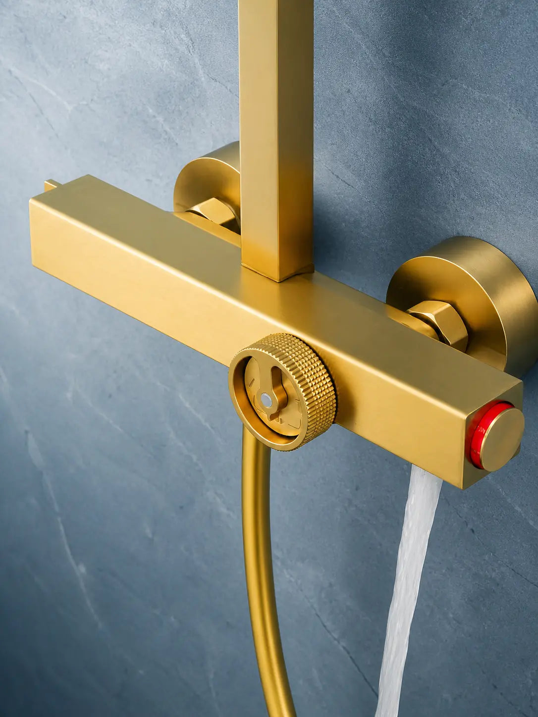 bbbidet T2 square rain shower in brushed gold - mixer water flow