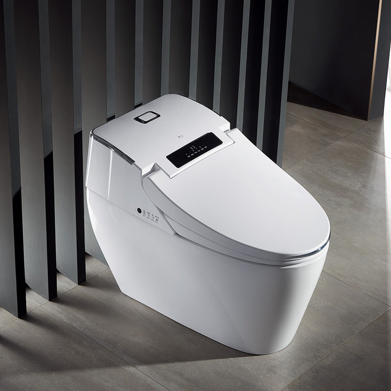 The HK76 smart bidet features advanced Japanese Enema Wash technology, specifically designed to assist bowel movements and provide relief from constipation through a gentle yet effective deep cleansing spray.